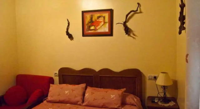 Casa Rural Los Castaños III, Забронировать Отель Росас 