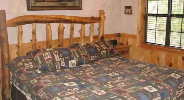Pick's Riverside Retreat Nevaeh Cabin Rentals, Buchen Sie Ferienhaus Necowa Cove USA