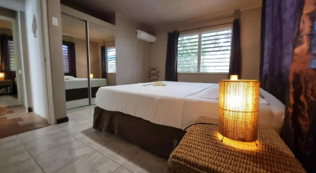 Апартаменты Frangipani Apartments