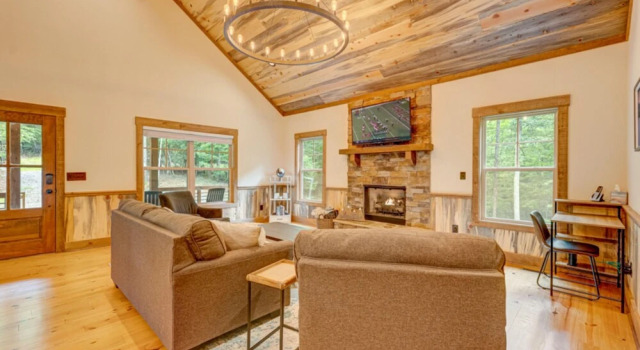 Golden Hour by Escape to Blue Ridge, Book Hotel Morganton North Carolina