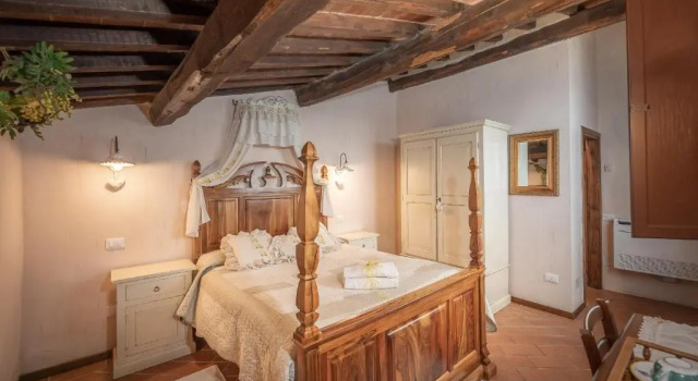 Agriturismo Selvella, Book Hotel Radicofani Val d'Orcia