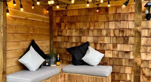 Bee Bole Cabin, Забронировать Кемпинг Отели в центре Монмут, в центре