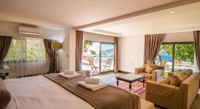 Апартаменты The Mediteran Hotel