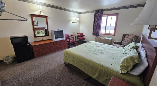 Номер Classic Park View Inn & Suites and Conference Center
