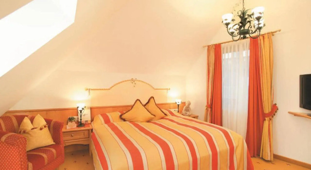 Hotel Sonne Ischgl, Забронировать Отель Отели Ишгль 3 звезды, 3*