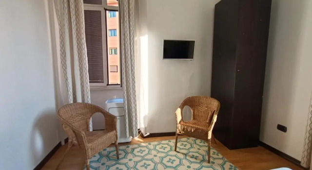 Colosseo Kokedama rooms, Забронировать Отель Рионе Монти Рим, рядом с Piazza della Madonna dei Monti
