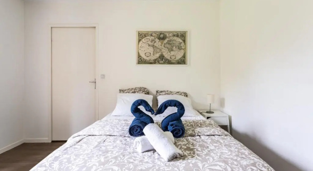 LE Fougeres, Rezerwuj Hotel Rennes 