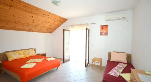 Vavic Apartments