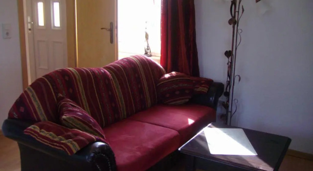 Bungalow "Wiesenblick", Book Hotel Trassenheide Usedom