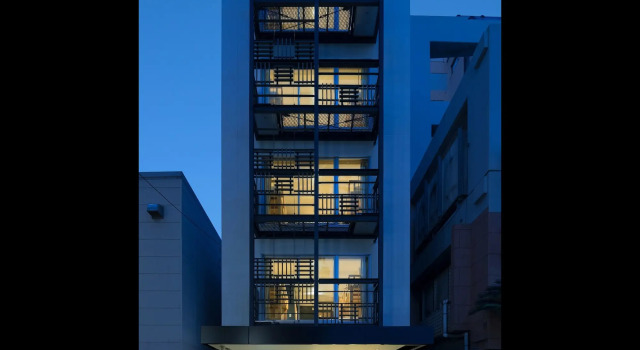 RIVERSIDE HOSTEL YuRaRiver Susaki, Забронировать Хостел Хаката , рядом с Daimaru Fukuoka Tenjin