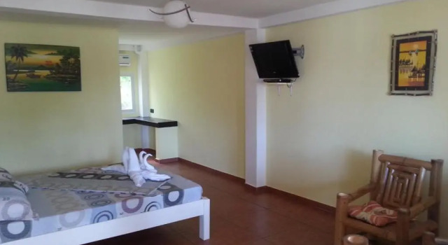 Номер Deluxe Binucot Beach Resort