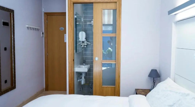 Pensión Easo, Book Hotel Donostia-San Sebastián 