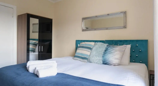 Апартаменты Novelty Suites - Powis Circle