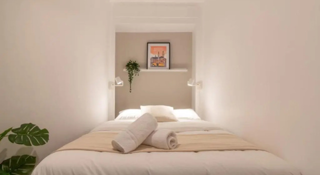 Lille centre - Beautiful 2-room apartment 3 pers, Забронировать Апартаменты/квартира Отели Лилля с парковкой, рядом с Chambre de Commerce, Парковка
