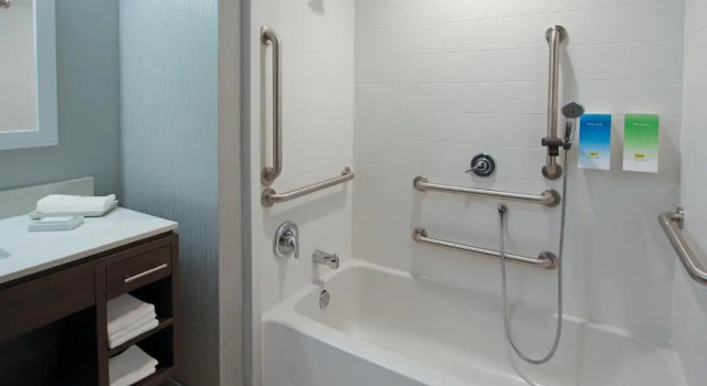 Четырёхместный люкс Home2 Suites by Hilton Mobile International Airport