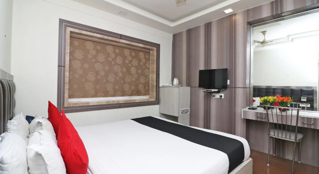 Capital O 19360 Sai Suites Inn, Забронировать Отель Бангалор штат Карнатака, рядом с White Orchid Bangalore