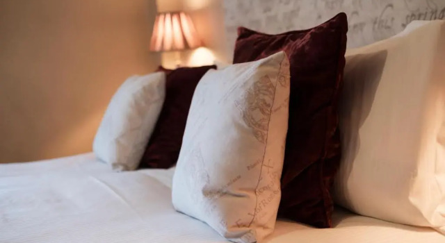 Двухместный номер Deluxe The White Swan Hotel