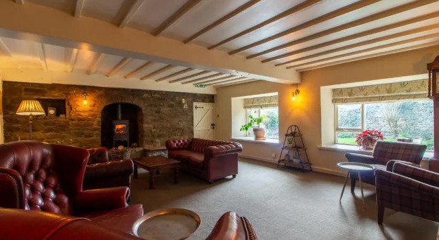Parva Farmhouse Riverside Guesthouse, Varaa Hotelli Tintern Gwent