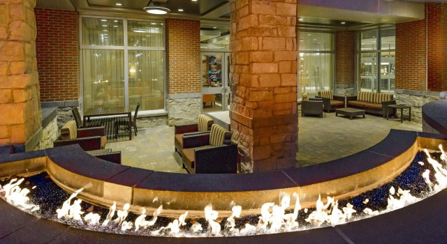 Courtyard by Marriott Buffalo Downtown/Canalside, Забронировать Отель Отели Буффало 3 звезды, рядом с Театр Alleyway Theatre, 3*