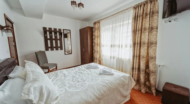 Complex Turistic Constantin Bucovina, Book Hotel Campulung Moldovenesc Suceava