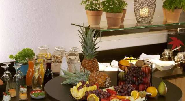 Номер Comfort Hotel Restaurant Zum Goldenen Anker mit Hallenbad & Wellnessbereich