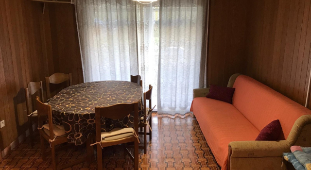 Holiday house Holiday Home Ante - 50 m from beach: Vinisce, Riviera Trogir, Забронировать Отель Отели Винишче с парковкой, рядом с Пляж Смоквина, Парковка