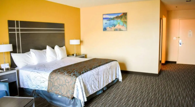 Номер Standard с частичным видом Best Western Topaz Lake Inn
