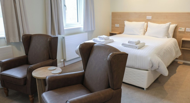 Jubilee First-floor King-size Bedroom, Buchen Sie Ferienhaus Eamont Bridge England