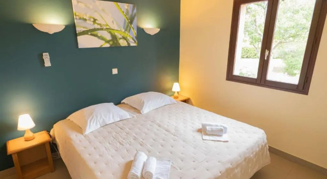 Residence de tourisme  MARE E SOLE, Varaa Hotelli  