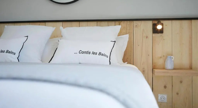 HOTEL COTE PHARE, Book Hotel Saint-Julien-en-Born Côte landaise, near Contis lighthouse