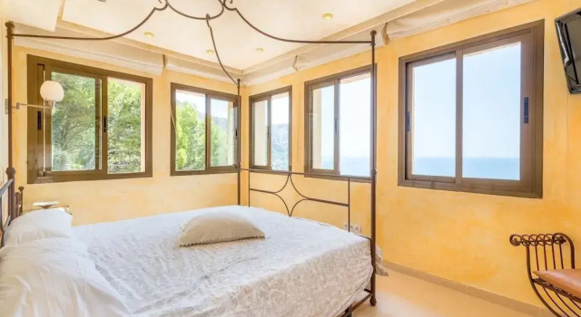 With Panoramic Views On The Sea - Villa Cala Llamp, Rezerwuj Willa Hotele w Majorka z parkingiem, Parking