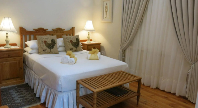 Villa Ora Guesthouse, Забронировать Вилла Отели Оудсхорн 4 звезды, рядом с Suspension Bridge, 4*