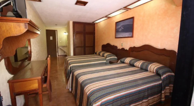 Standart dört kişilik oda Hotel Isabel I
