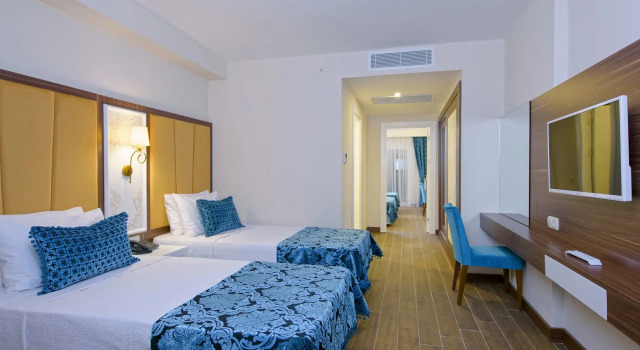 Albahir Deluxe Hotel