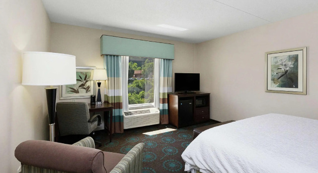 Двухместный номер Standard Hampton Inn Pittsburgh-Bridgeville