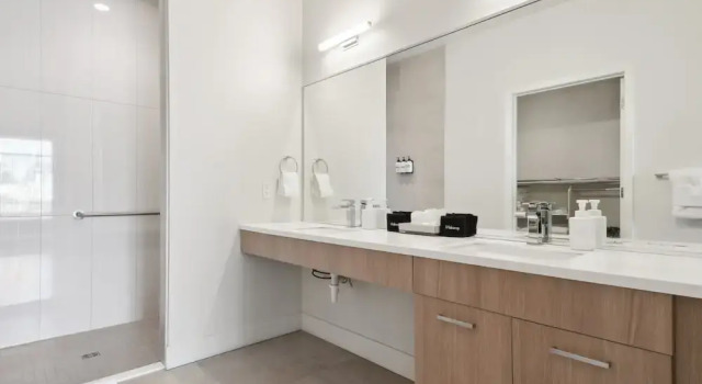 Standard Zimmer Espadin Condos I