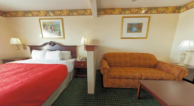 Студия Country Inn & Suites by Radisson, Elkhart North