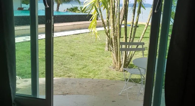 Sunrise Beach Resort, Забронировать Курортный отель Отели Ко Чанг с бассейном, Бассейн