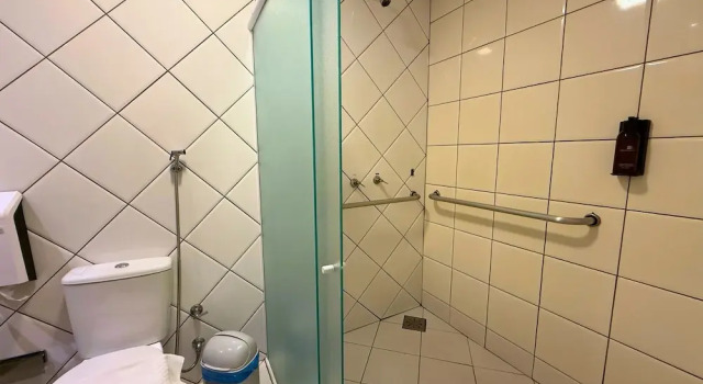 Четырёхместный семейный номер Standard Continental Inn