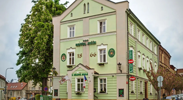 Hotel Jicín, Rezervați Hotel Jicin 
