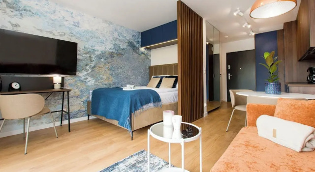Люкс Comfort с балконом Apartamenty Portovo Q4Apartments