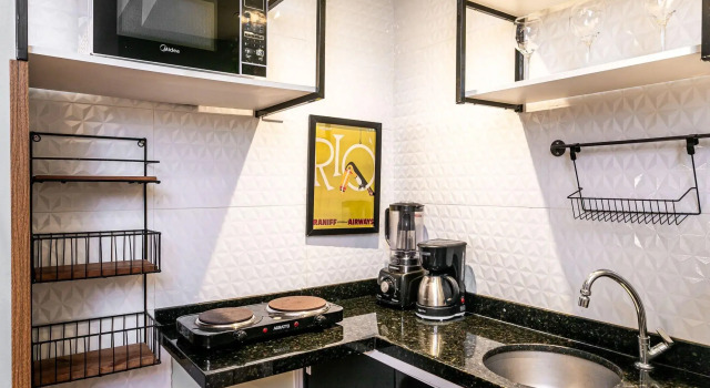 Studio A 300m Da Praia De Copacabana | Pj 335/603, Забронировать Отель Отели Рио-де-Жанейро с парковкой, рядом с Пляж Вермелья, Парковка