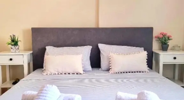 Nice apartment with amazing views, Book Apartment Kriopigi 