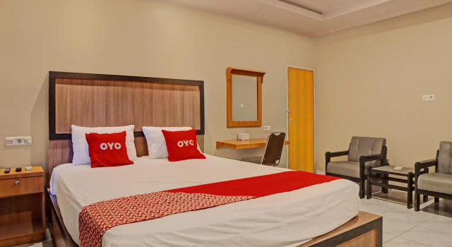 Люкс OYO 92579 Hotel Mutiara