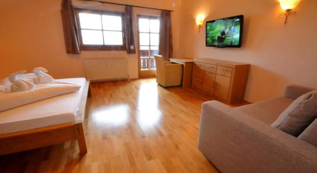 Select Apartments by Alpen Apartments