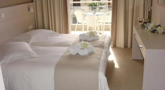 Двухместный номер Superior Siviris Golden Beach
