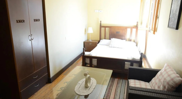 Kipros Accommodation, Забронировать Отель Отели Никосии с парковкой, рядом с Center of Visual Art and Research, Парковка