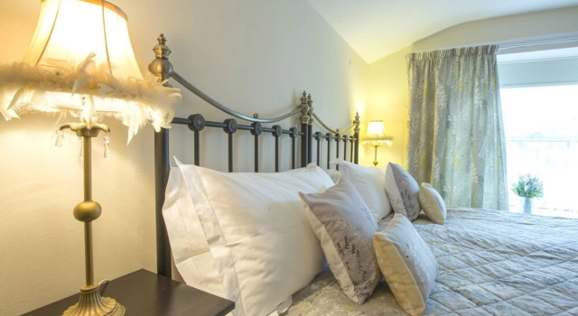 Albany House Bed And Breakfast, Book Hotel Peel Isle of Man