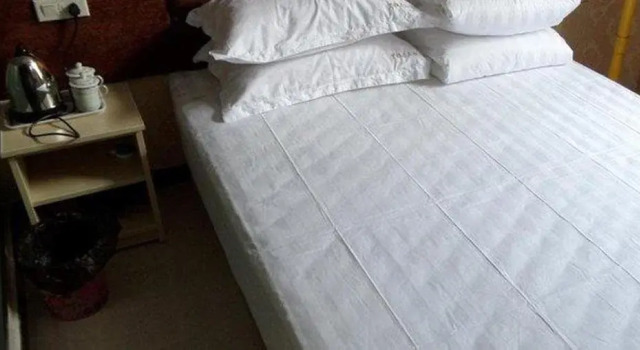 Xian Ya Ju Inn, Buchen Sie Hotel Lu'an Anhui