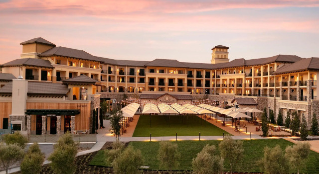 Четырёхместный номер Standard Grand Reserve at The Meritage
